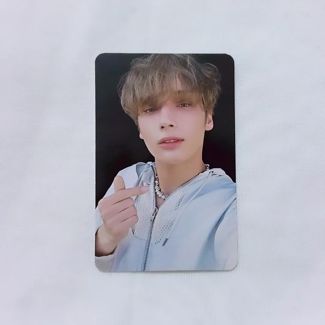 فتوکارت اصل هیونینگ کای تی اکس تی مدل tomorrow