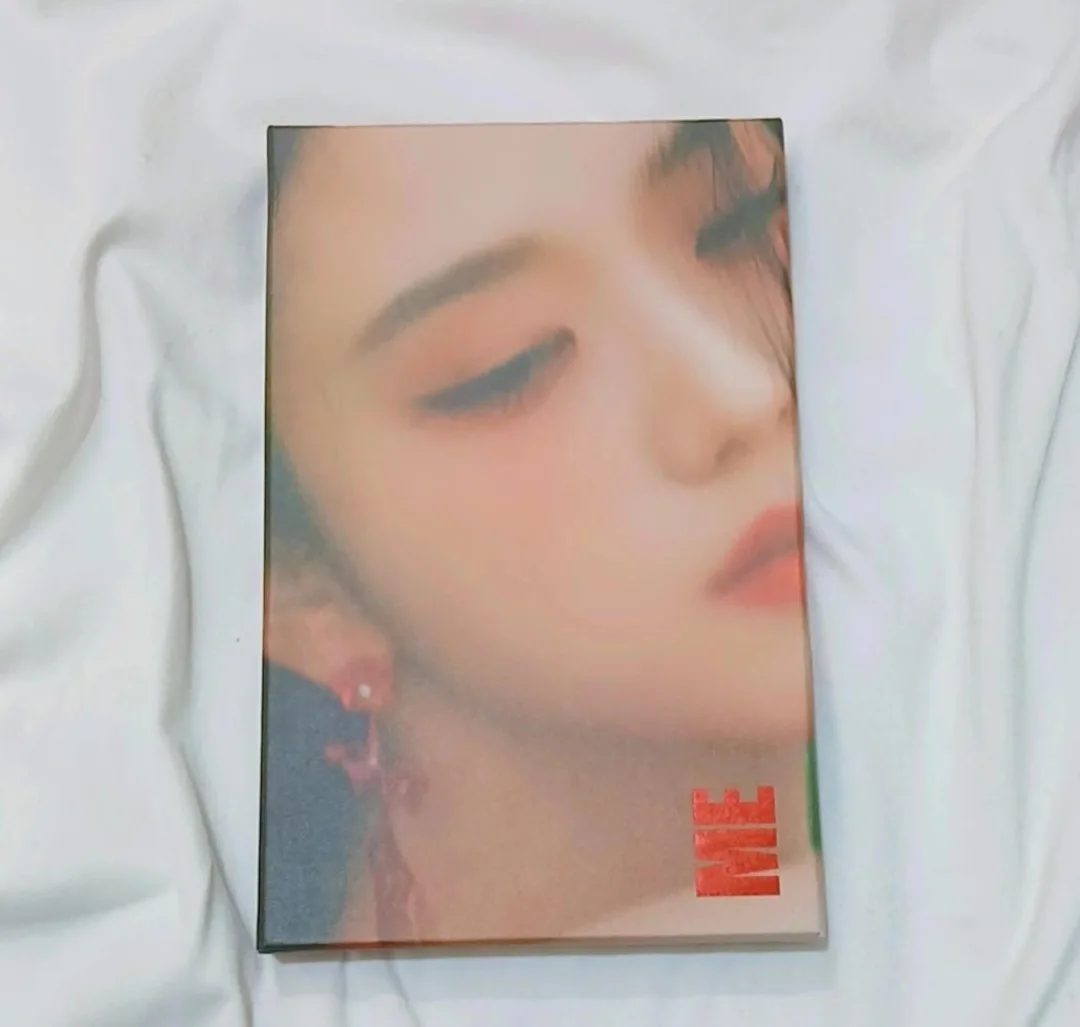 آلبوم ME – Jisoo